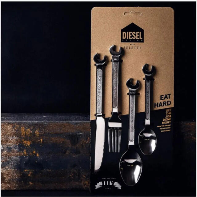 DIESEL(ディーゼル)のDIESELカトラリーセット　4pcs インテリア/住まい/日用品のキッチン/食器(カトラリー/箸)の商品写真