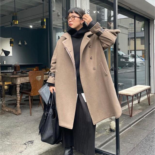 史上一番安い プラダPRADAフレアシルエットAラインペプラムトレンチ