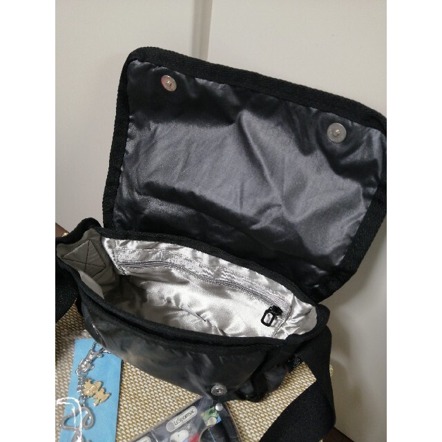 LeSportsac(レスポートサック)のレスポートサック×スヌーピーコラボセットLesportsacsnoopy レディースのバッグ(ショルダーバッグ)の商品写真