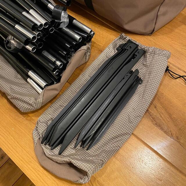 HILLEBERG(ヒルバーグ)の【3泊使用の美品】Helinox V-tarp ヘリノックス  Vタープ スポーツ/アウトドアのアウトドア(テント/タープ)の商品写真