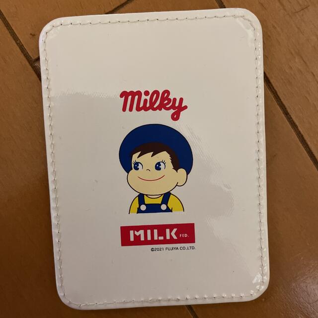 MILKFED.(ミルクフェド)のミルキー ミラー mini 4月号付録 エンタメ/ホビーのおもちゃ/ぬいぐるみ(キャラクターグッズ)の商品写真
