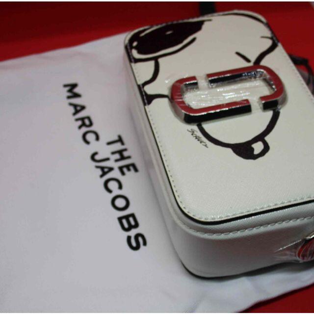 MARC JACOBS(マークジェイコブス)の☆セール☆　マークジェイコブ　スヌーピー　スナップショットショルダーバッグ レディースのバッグ(ショルダーバッグ)の商品写真