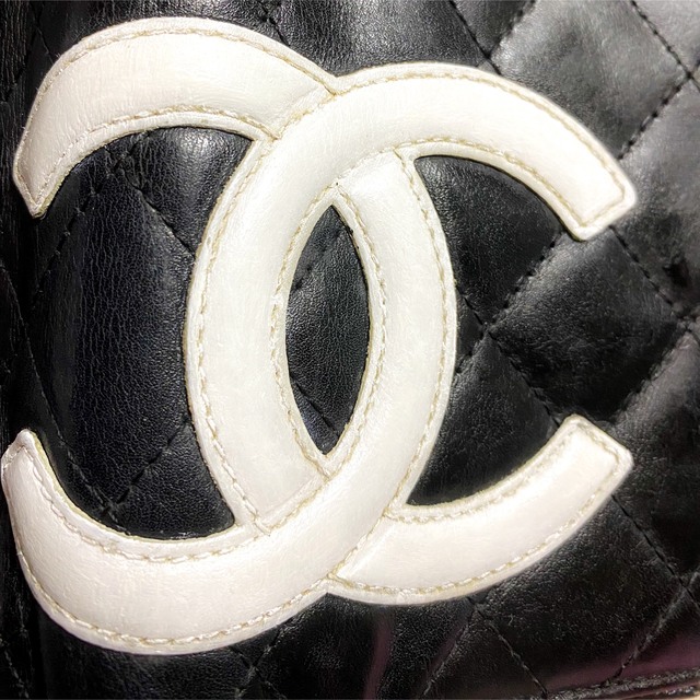 CHANEL(シャネル)のCHANEL シャネル　カンボンライン 財布 二つ折り ブラック 正規品 レディースのファッション小物(財布)の商品写真