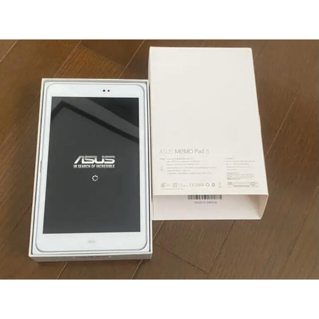 ASUS(エイスース)のASUS MeMO Pad8 AST21 au スマホ/家電/カメラのPC/タブレット(タブレット)の商品写真