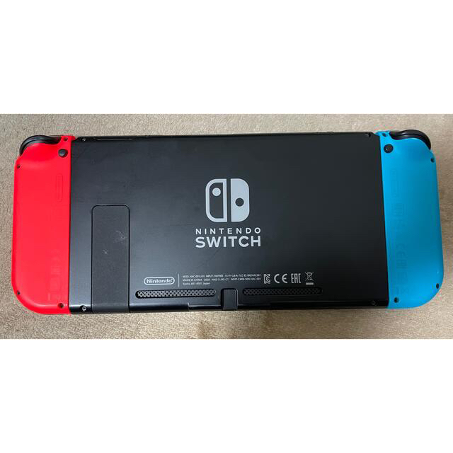 Nintendo Switch(ニンテンドースイッチ)の中古品★ニンテンドースイッチ本体 付属品完備★バッテリー駆動が長くなったタイプ エンタメ/ホビーのゲームソフト/ゲーム機本体(家庭用ゲーム機本体)の商品写真