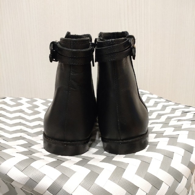 ZARA KIDS(ザラキッズ)のキッズブーツ キッズ/ベビー/マタニティのキッズ靴/シューズ(15cm~)(ブーツ)の商品写真