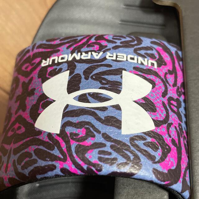 UNDER ARMOUR(アンダーアーマー)の新品タグ付きアンダーアーマーレディース厚底サンダル24cm レディースの靴/シューズ(サンダル)の商品写真