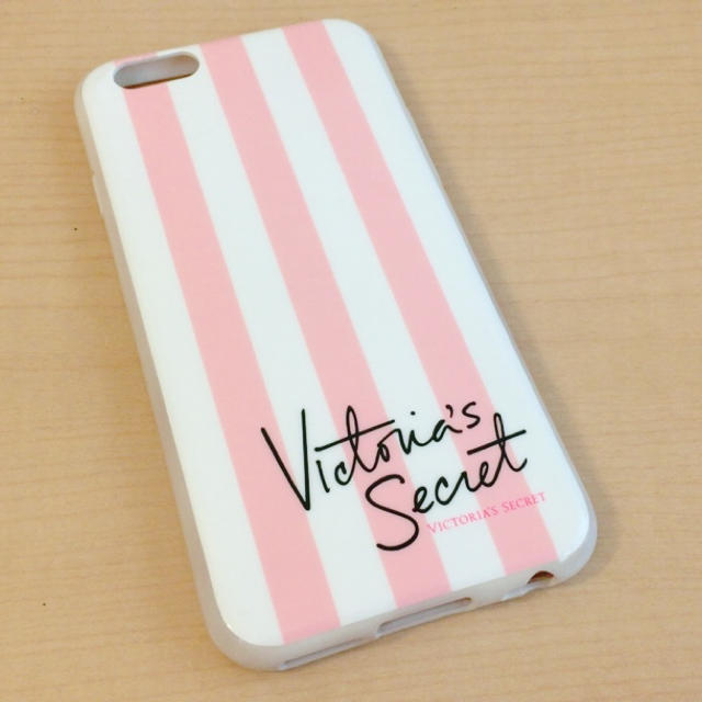 Victoria's Secret(ヴィクトリアズシークレット)のビクシー iPhone6ケース スマホ/家電/カメラのスマホアクセサリー(モバイルケース/カバー)の商品写真