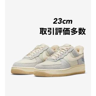 ナイキ(NIKE)のエアフォース1 LV8(スニーカー)