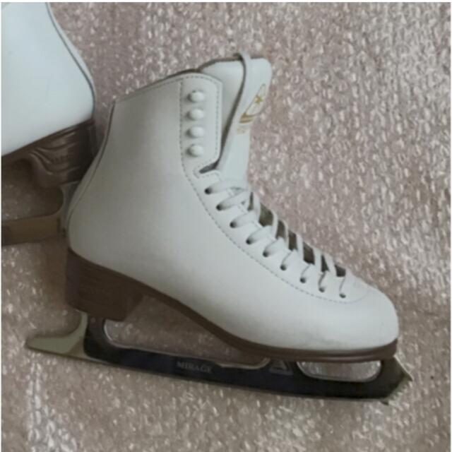 スケート靴 4J ジャクソンアーティストプラスセットの通販 by ももe's