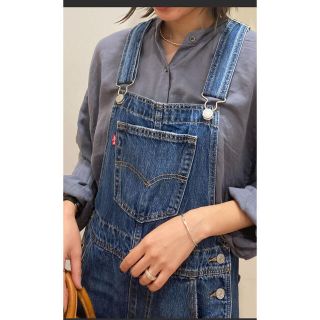 アーバンリサーチ(URBAN RESEARCH)のlevis ルーズオーバーオール(サロペット/オーバーオール)