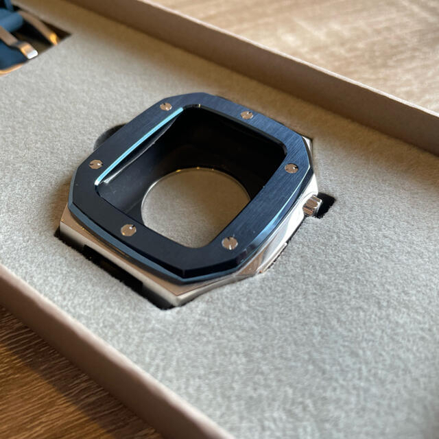 Apple Watch(アップルウォッチ)のApple Watch ベルド バンド　アップルウォッチ メンズの時計(ラバーベルト)の商品写真