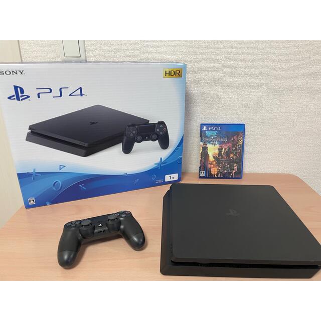 PlayStation4(プレイステーション4)の【専用】 PlayStation4 (1TB)＋キングダムハーツIII エンタメ/ホビーのゲームソフト/ゲーム機本体(家庭用ゲーム機本体)の商品写真