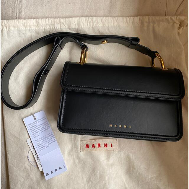 MARNIショルダーバッグ ニュービート フラワーマーケット マルニ