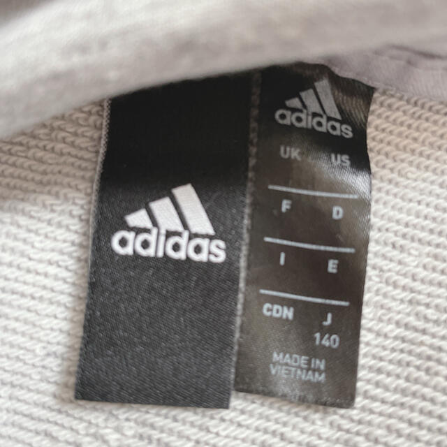 adidas(アディダス)のadidas＊140size パーカー キッズ/ベビー/マタニティのキッズ服男の子用(90cm~)(その他)の商品写真