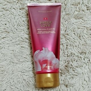 ヴィクトリアズシークレット(Victoria's Secret)のVICTORIA´S SECRET  ボディークリーム SHEER LOVE(ボディクリーム)