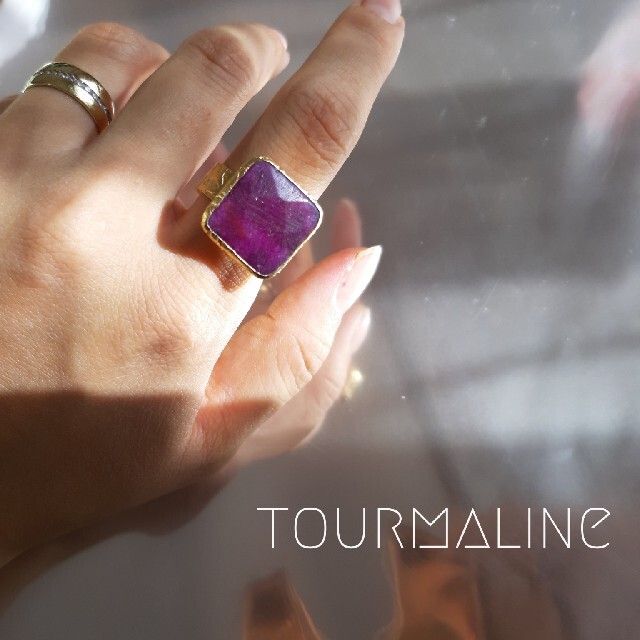 『Tourmaline』の世界でひとつの天然石リング レディースのアクセサリー(リング(指輪))の商品写真