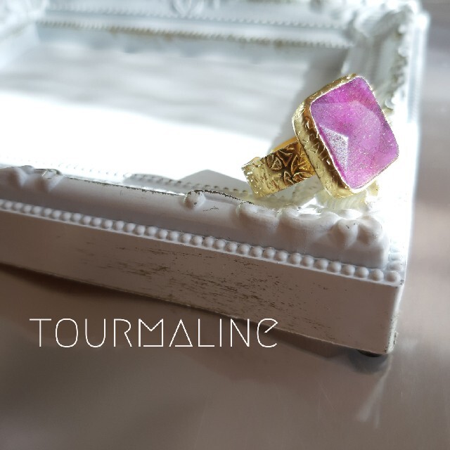 『Tourmaline』の世界でひとつの天然石リング レディースのアクセサリー(リング(指輪))の商品写真