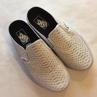 ヴァンズ(VANS)のVANS★レザーサンダル新品‼️(サンダル)