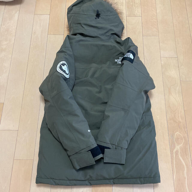 THE NORTH FACE(ザノースフェイス)の【新品未使用】ノースフェイス ANTARCTICA PARKA Lサイズ メンズのジャケット/アウター(ダウンジャケット)の商品写真