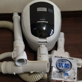 パナソニック(Panasonic)のPanasonic　POWERFUL＆COMPACT掃除機　（MC-L11A）(掃除機)