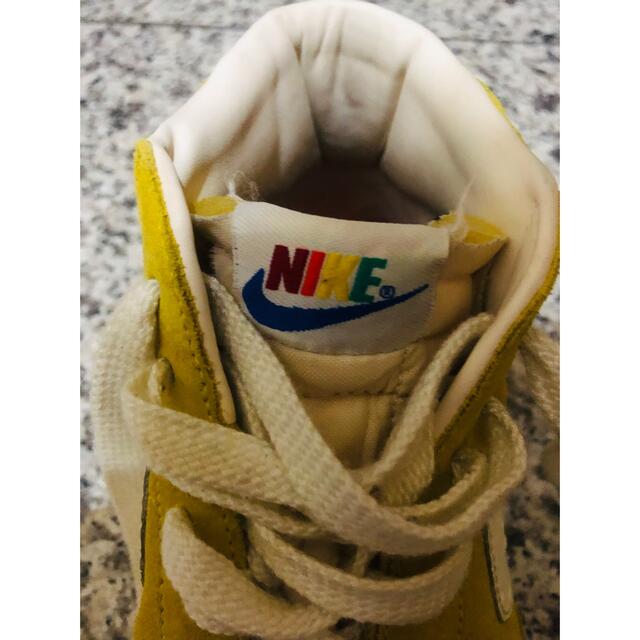 NIKE(ナイキ)のNIKE BLAZER MIDカット／イエロー／26.5cm メンズの靴/シューズ(スニーカー)の商品写真