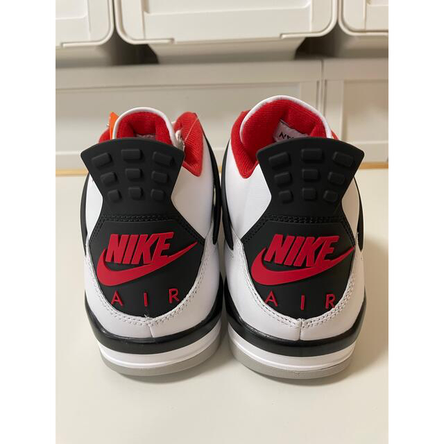 NIKE(ナイキ)のAIR JORDAN 4 RETRO "FIRE RED" メンズの靴/シューズ(スニーカー)の商品写真