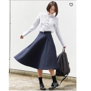 ユニクロ(UNIQLO)のユニクロ　JW アンダーソン　キルティング  スカート ネイビー(ロングスカート)