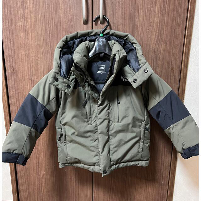 THE NORTH FACE(ザノースフェイス)のノースフェイス　バルトロ　キッズ100cm キッズ/ベビー/マタニティのキッズ服男の子用(90cm~)(ジャケット/上着)の商品写真