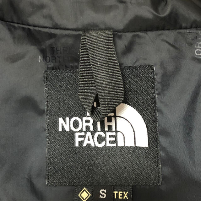 THE NORTH FACE(ザノースフェイス)の【週末限定値下げ】美品 ノースフェイス マウンテンライトジャケット UB メンズのジャケット/アウター(マウンテンパーカー)の商品写真