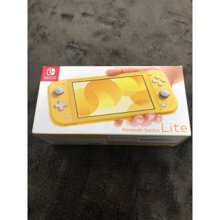 ニンテンドウ(任天堂)のNintendo Switch Lite イエロー　中古(家庭用ゲーム機本体)