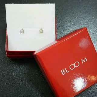 ブルーム(BLOOM)のK10 white gold ピアス(ピアス)