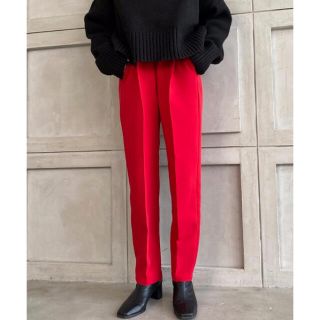 ザラ(ZARA)のmizu様専用 センタープレステーパードパンツ 赤 red 新品未使用(カジュアルパンツ)