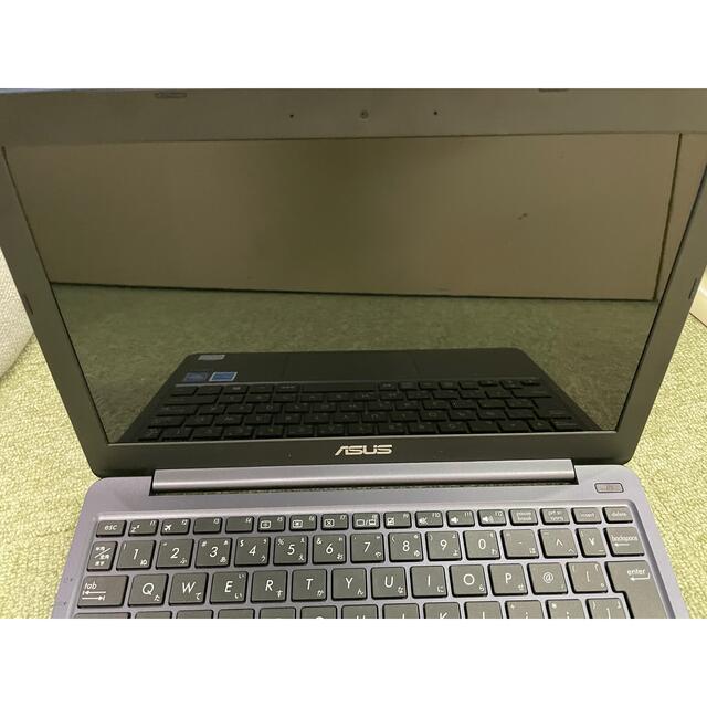 ASUS(エイスース)のASUS VivoBook E203MA-4000G2 スマホ/家電/カメラのPC/タブレット(ノートPC)の商品写真