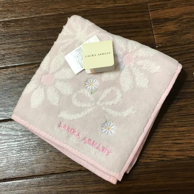 LAURA ASHLEY(ローラアシュレイ)のローラアシュレイ⭐︎ミニハンカチ⭐︎タオル レディースのファッション小物(ハンカチ)の商品写真