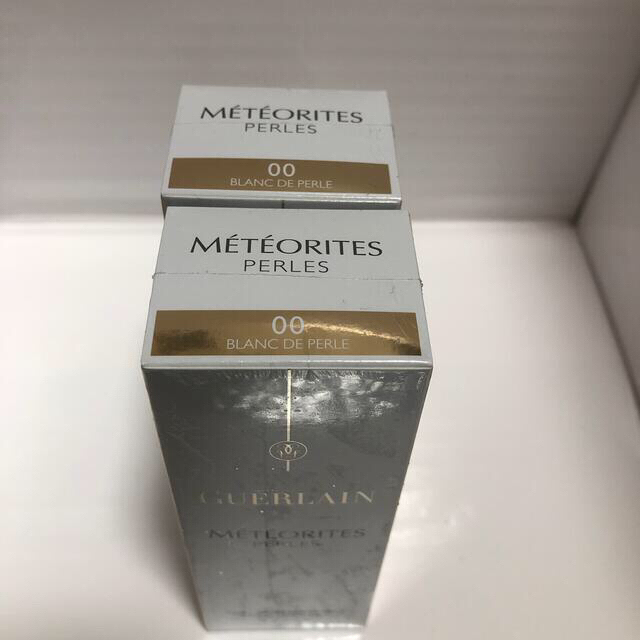 GUERLAIN(ゲラン)のGUERLAIN (ゲラン) METEORITES PEARLY WHITE  コスメ/美容のベースメイク/化粧品(化粧下地)の商品写真