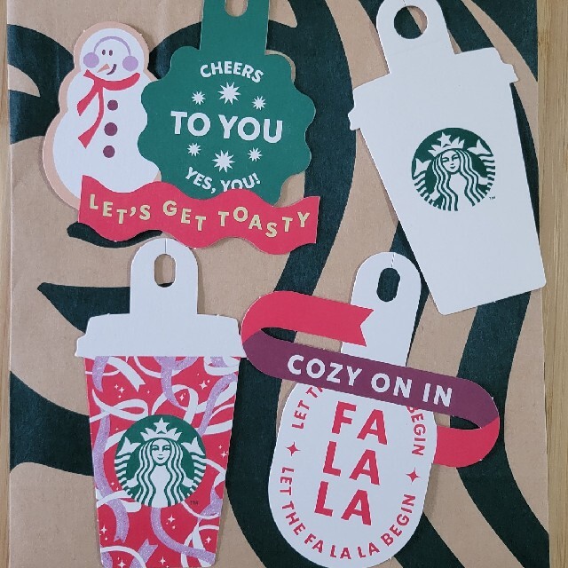 Starbucks Coffee(スターバックスコーヒー)のスターバックス 巾着付きミニカップ 2021クリスマスブレンド 2Pセット 食品/飲料/酒の飲料(コーヒー)の商品写真