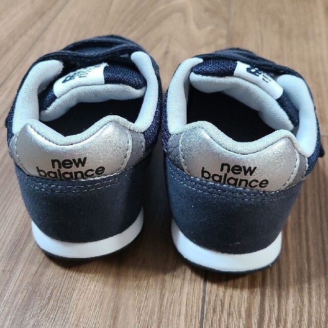 New Balance(ニューバランス)の12/8限定価格!!!【new balance】 996 スニーカー キッズ/ベビー/マタニティのキッズ靴/シューズ(15cm~)(スニーカー)の商品写真