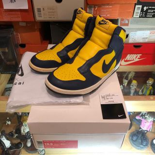 ナイキ(NIKE)のNIKE×sacai DUNK LUX 紺黄　ミシガン(スニーカー)