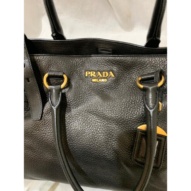 PRADA(プラダ)のPRADA  ボストンバック　革　旅行鞄　黒　内側に難あり レディースのバッグ(ボストンバッグ)の商品写真