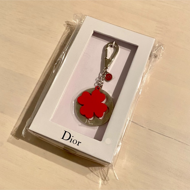 Dior(ディオール)のディオール　チャーム　ノベルティ　2021  レディースのアクセサリー(チャーム)の商品写真