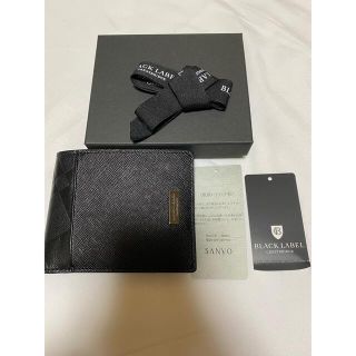 新品 BLACK LABEL ブラックレーベル 二つ折りウォレット ベージュ系