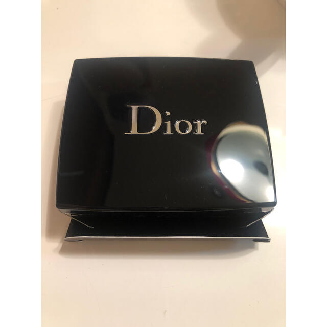 Dior(ディオール)のDior サンククルールクチュール 769 TUTU チュチュ コスメ/美容のベースメイク/化粧品(アイシャドウ)の商品写真