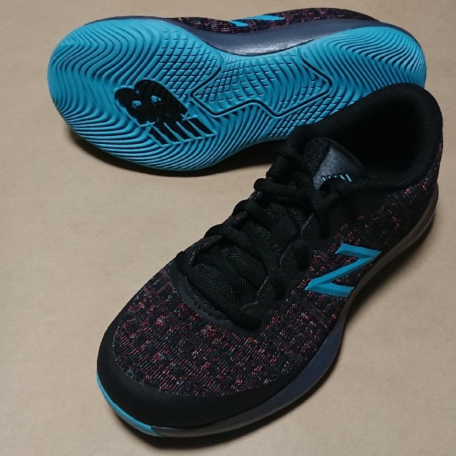 New Balance(ニューバランス)のテニス 21.5cm ニューバランス KC996WV4 スポーツ/アウトドアのテニス(シューズ)の商品写真