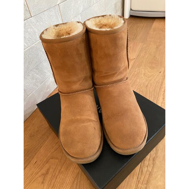 UGG(アグ)のUGGムートンブーツ レディースの靴/シューズ(ブーツ)の商品写真