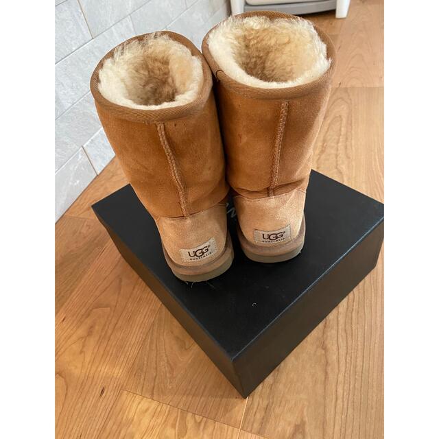 UGG(アグ)のUGGムートンブーツ レディースの靴/シューズ(ブーツ)の商品写真