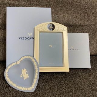 ウェッジウッド(WEDGWOOD)の【未使用】ウェッジウッド　写真立て　お皿セット(フォトフレーム)