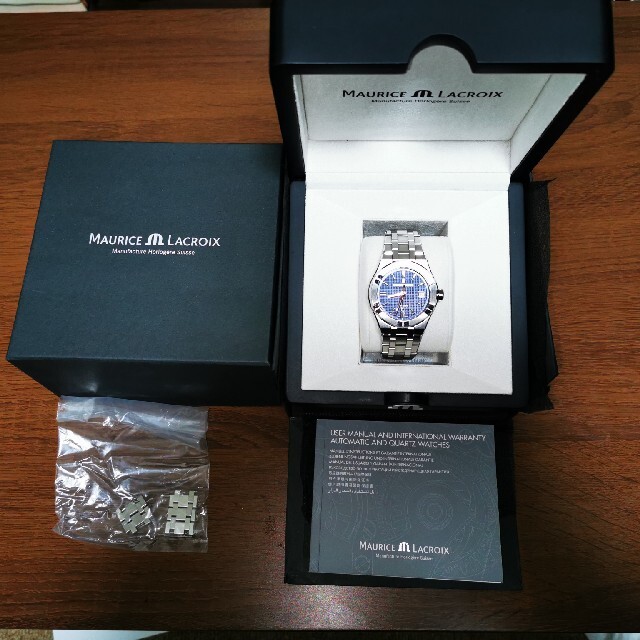 MAURICE LACROIX(モーリスラクロア)のモーリス・ラクロア アイコン 39mm メンズの時計(腕時計(アナログ))の商品写真