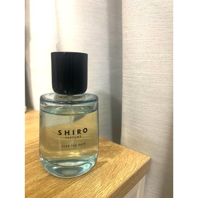 shiro パフューム　over the rain  数量限定　香水香水