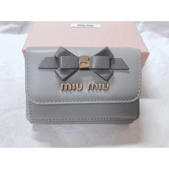 MIUMIU 三つ折り財布 リボン - 財布